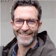 Profesor de inglés de secundaria. Especializado en ESO e Bacharelato